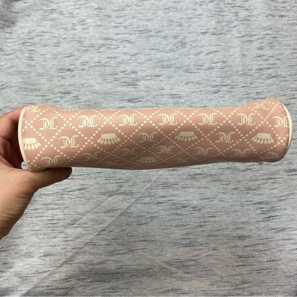 Juicy Couture Dusty Pink Small Zipper Pouch - Picture 4 of 6